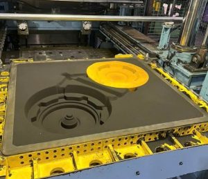 Day Chuyen Duc Tu Dong 4